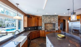 6 Crescent Dr, Bow, NH 03304