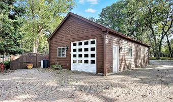 22806 W Loon Lake Blvd, Antioch, IL 60002