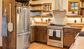 490 Sundown Rd, Bozeman, MT 59715