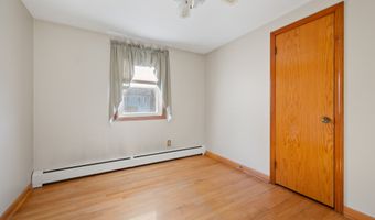 103 Emily Ln, Bristol, CT 06010