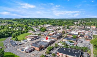 211 Washington Ave, Athens, TN 37303