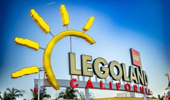 2610 Chestnut Ave, Carlsbad, CA 92010