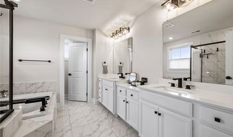 313 Crest Ln, Adams Twp., PA 16046