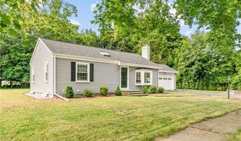 12 Terrace Dr, Bristol, RI 02809