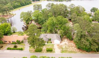 310 E Lakeshore, Carriere, MS 39426