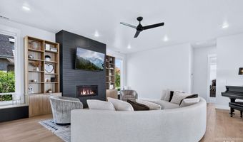 1916 S Meteor Way, Boise, ID 83712