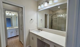 734 Woodview Ct, Baton Rouge, LA 70810