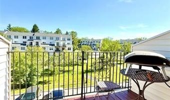 1870 Lindsay Ln, Ann Arbor, MI 48104