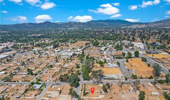 1091 E Mariposa St, Altadena, CA 91001