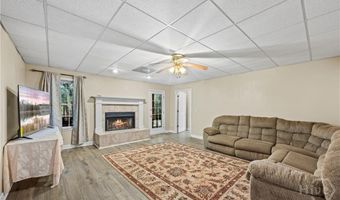1050 Chestnut Glen Dr, Athens, GA 30606