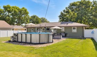 814 SE Oak Dr, Ankeny, IA 50021
