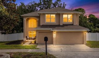 498 WEKIVA CREST Dr, Apopka, FL 32712