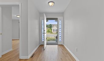 6 Mystique Ln 6, Cromwell, CT 06416