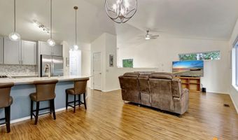 7862 Spruce St 7B, Anchorage, AK 99507