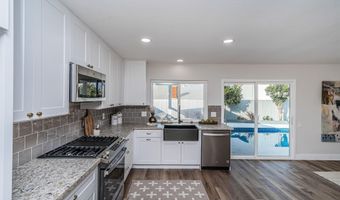 8324 Teresa Dr, San Diego, CA 92126