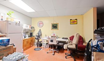 910-912 BROADWAY, Bayonne, NJ 07002