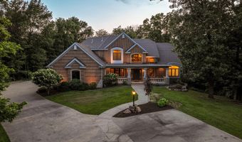 4882 Copperstone Dr, Ames, IA 50010