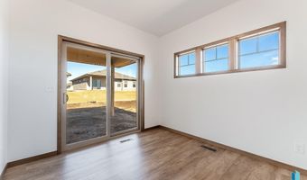2308 E Brek St, Brandon, SD 57005