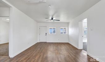 714 Walnut St, Buhl, ID 83616
