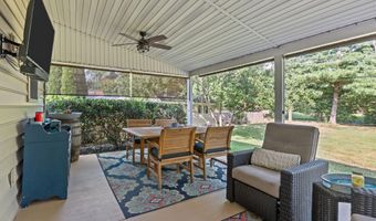 720 OAK TERRACE Dr, Ambler, PA 19002