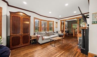 544 Main St, Acushnet, MA 02743