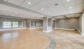 20484 Lake Rd, Abingdon, VA 24211