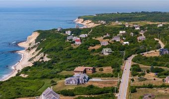 1035 Mohegan Trl, Block Island, RI 02807