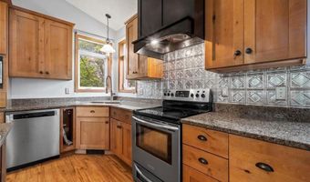 10664 58th St NE, Albertville, MN 55301