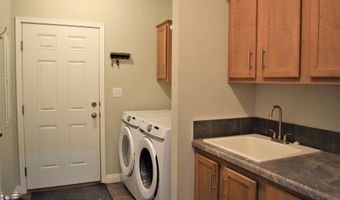 1 BUFFALO Dr, Alpine, WY 83128
