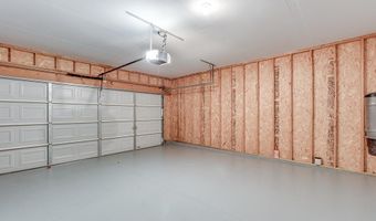 925 Meramec Grove Dr, Ballwin, MO 63021