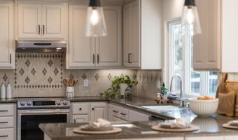 121 Day Valley Ln, Aptos, CA 95003