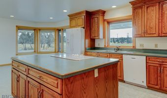 297 Big Timber Loop Rd, Big Timber, MT 59011