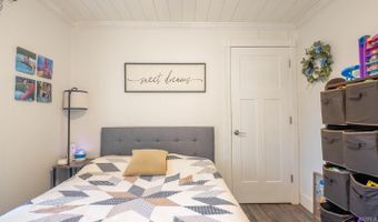 749 State Highway HH, Alton, MO 65606