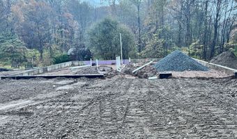 226 Woodland Ave, Bloomfield, CT 06002