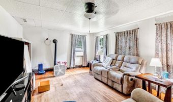 508 CHAPMAN St, Ashland, VA 23005