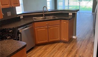 6818 CAMBRIDGE PARK Dr, Apollo Beach, FL 33572