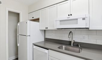 1317 S WALTER REED Dr 17201, Arlington, VA 22204