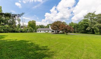 10700 ALLOWAY Dr, Potomac, MD 20854