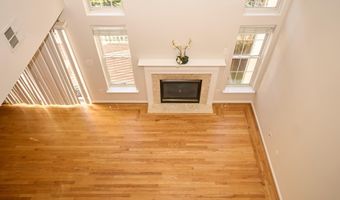 7701 HAYNES POINT Way 1909, Alexandria, VA 22315