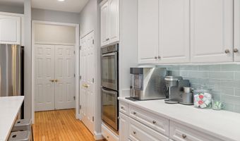 22 POTTERS Ln, Annapolis, MD 21403