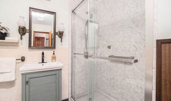 1832 30th St, Allegan, MI 49010