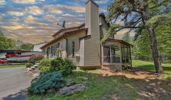 179 Chippewa Trl, Albrightsville, PA 18210