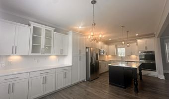 201 Thistleberry Dr, Aberdeen, NC 28315
