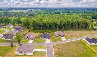 202 Michelle Dr, Beebe, AR 72012