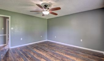 1000 A Locust St, Beebe, AR 72012