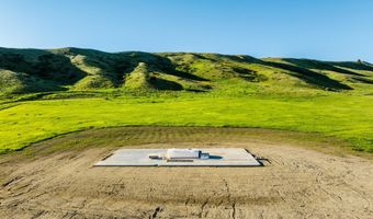 42 Shepards Rd, Big Horn, WY 82833