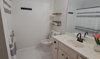 913 Edgemont Cir, Albertville, AL 35950