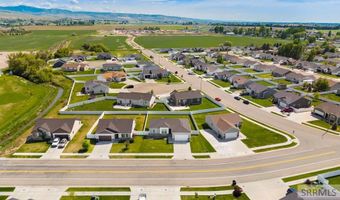 3340 Judy St, Ammon, ID 83406