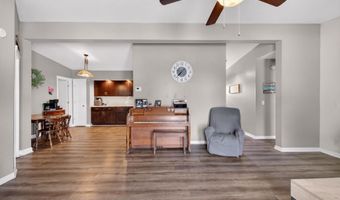 1990 Oak Leaf Dr, Adrian, MI 49221