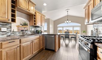 10423 BEARTOOTH Dr, Cheyenne, WY 82009